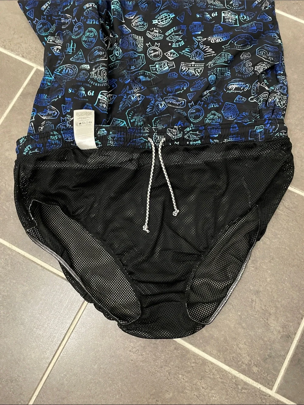 Columbia PFG Clearwater Shores Omni-Shade 6” Swim Trunks size Large